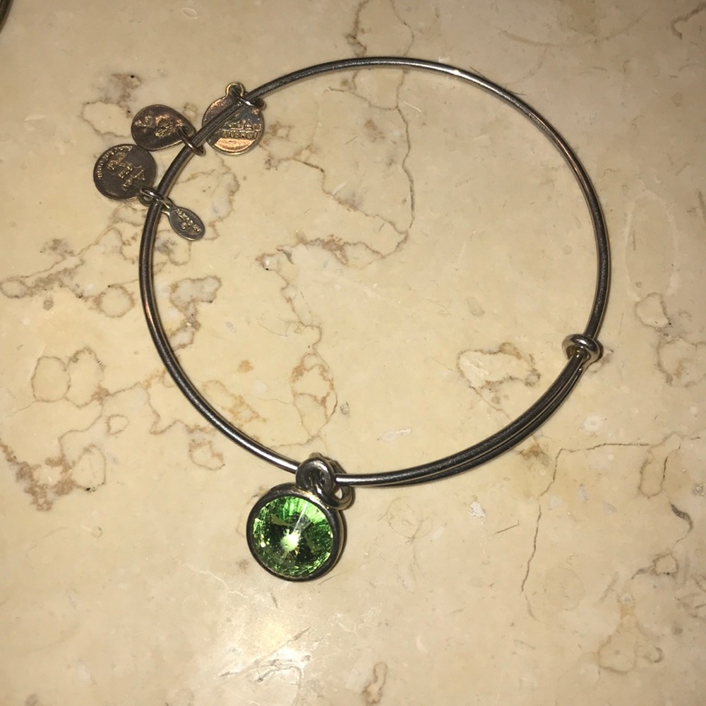 Peridot Birth stone Alex and Ani